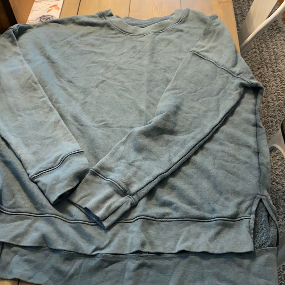 Blue gray  lightweight sweatshirt new no tag never worn clean no rips or tears